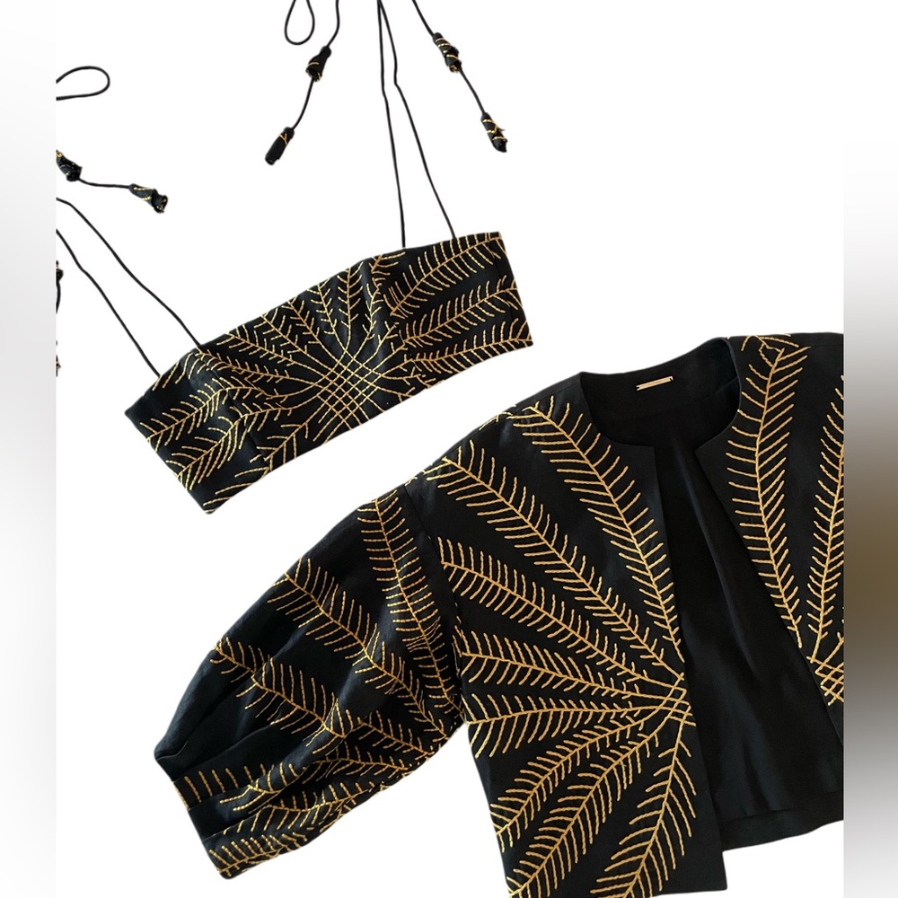 ALEXIS Tie shoulder Top and crop Jacket Size S